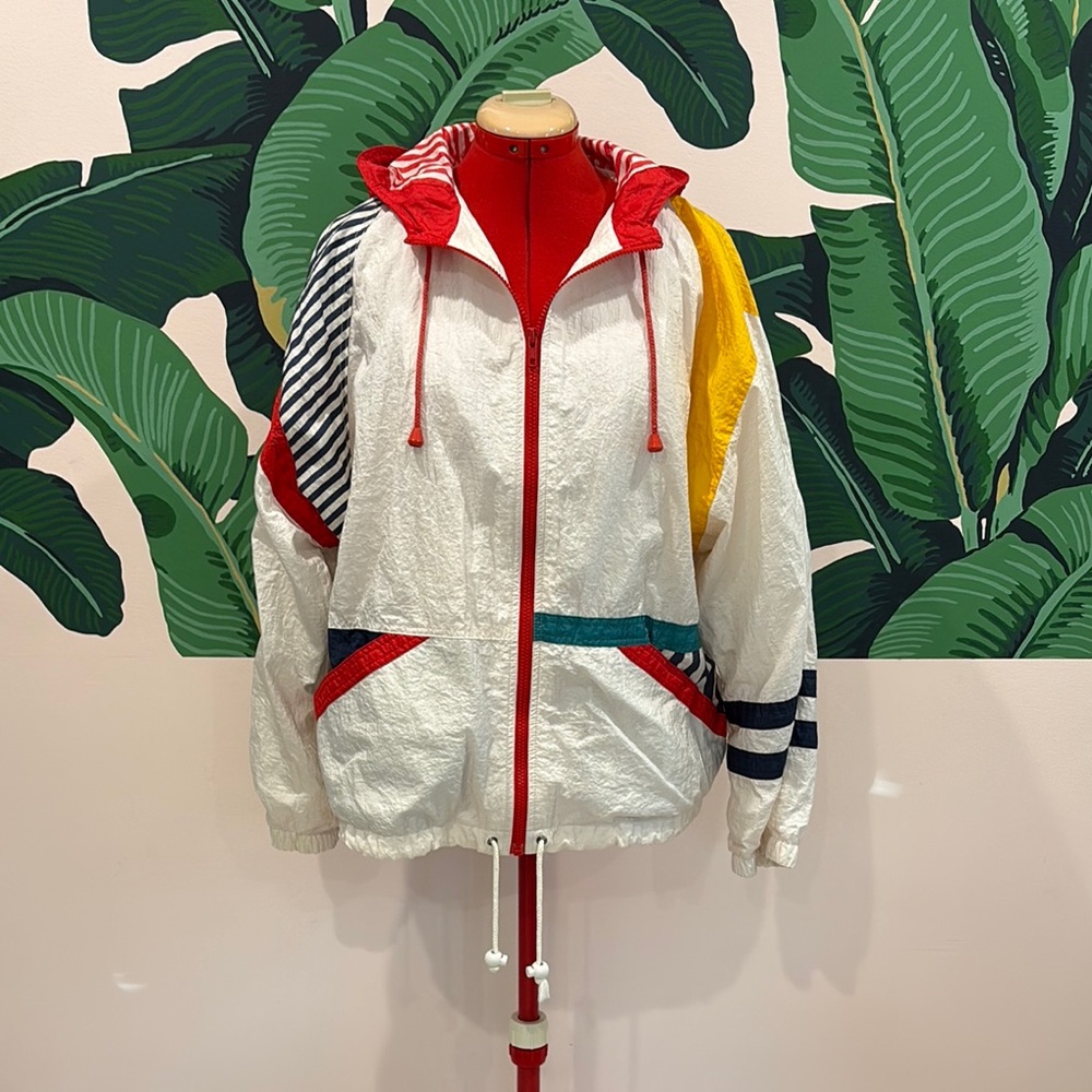 Vintage Colorful Geometric 1980s Windbreaker with Pockets and Hood